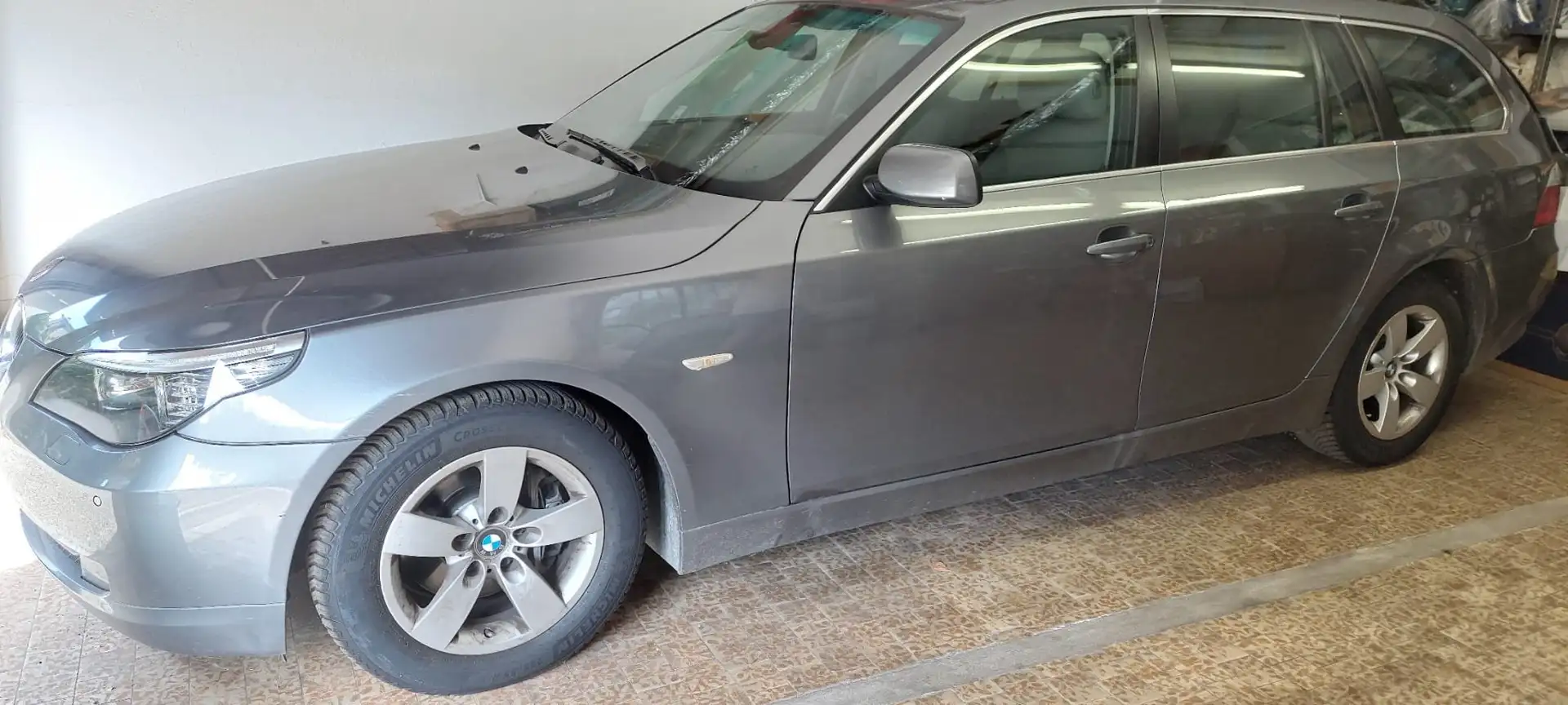 BMW 523 523i Touring Eletta Grigio - 1