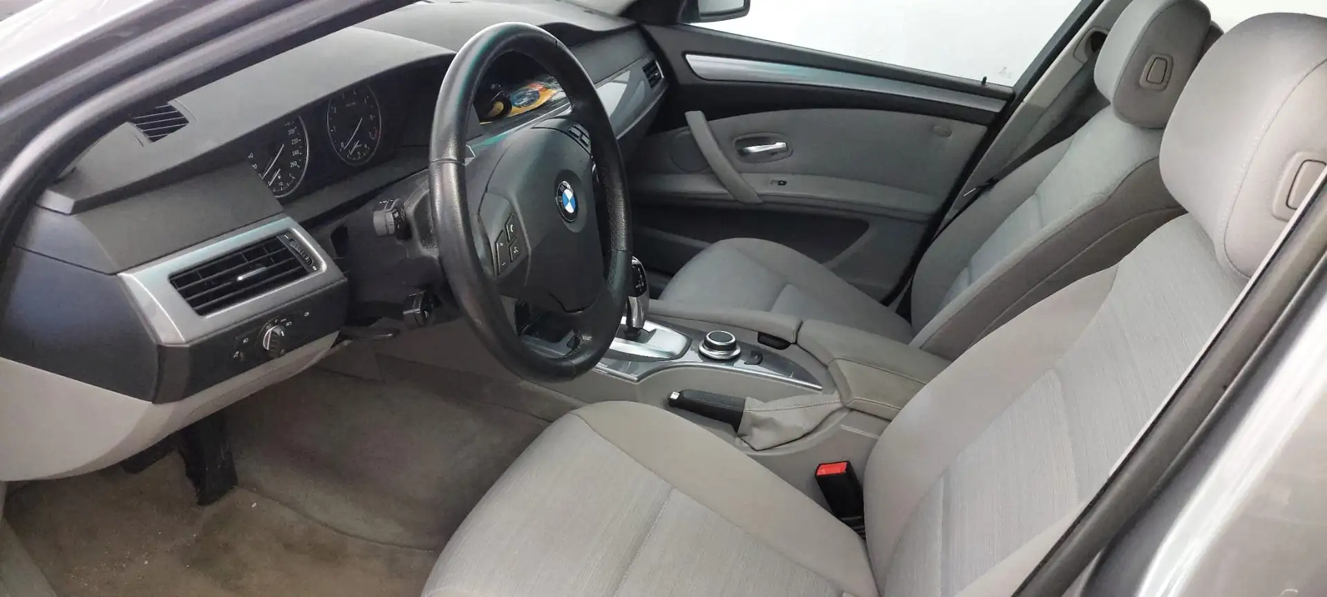 BMW 523 523i Touring Eletta Grigio - 2