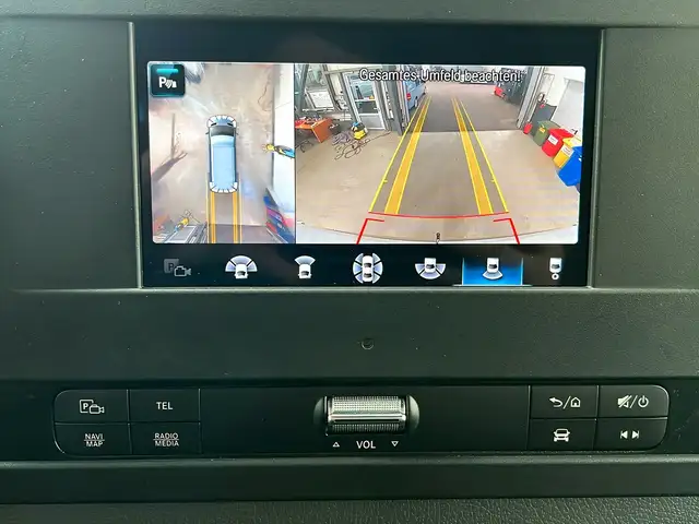 Mercedes-Benz Sprinter view 14
