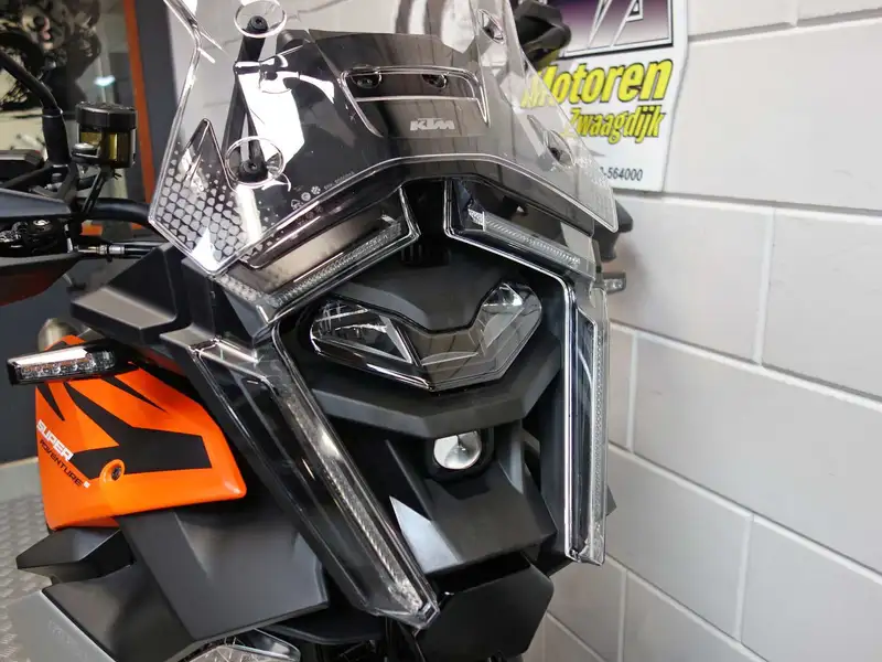 KTM 1390 SUPER ADVENTURE - foto 8