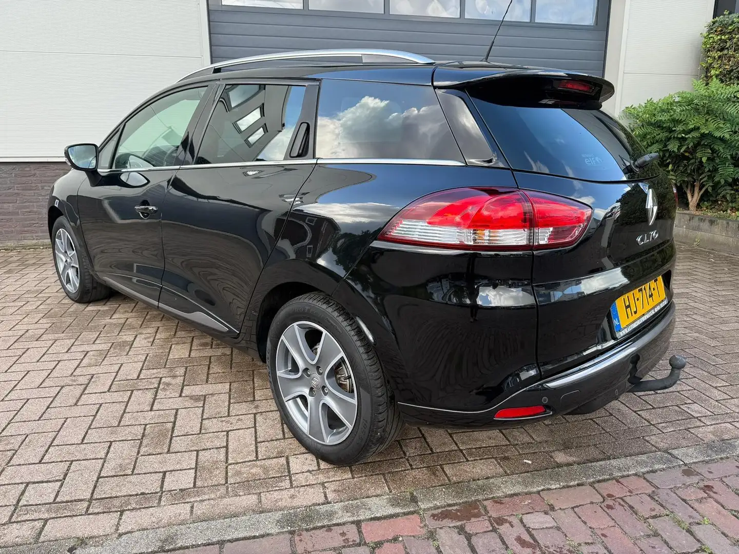 Renault Clio Estate 0.9 TCe Night&Day/Navi/Cruise-c/Pdc/AUX/Tre Noir - 2