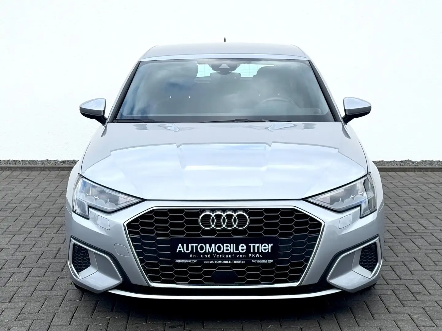 Audi A3 Sportback 35 TFSI /NAVI/LED/ACC/GARANTIE Silber - 2