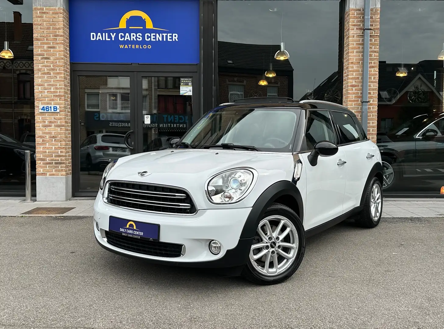 MINI Cooper Countryman 1.6i I Pano I Cuir I Navi I Bi Xenon I Siege ch Weiß - 1