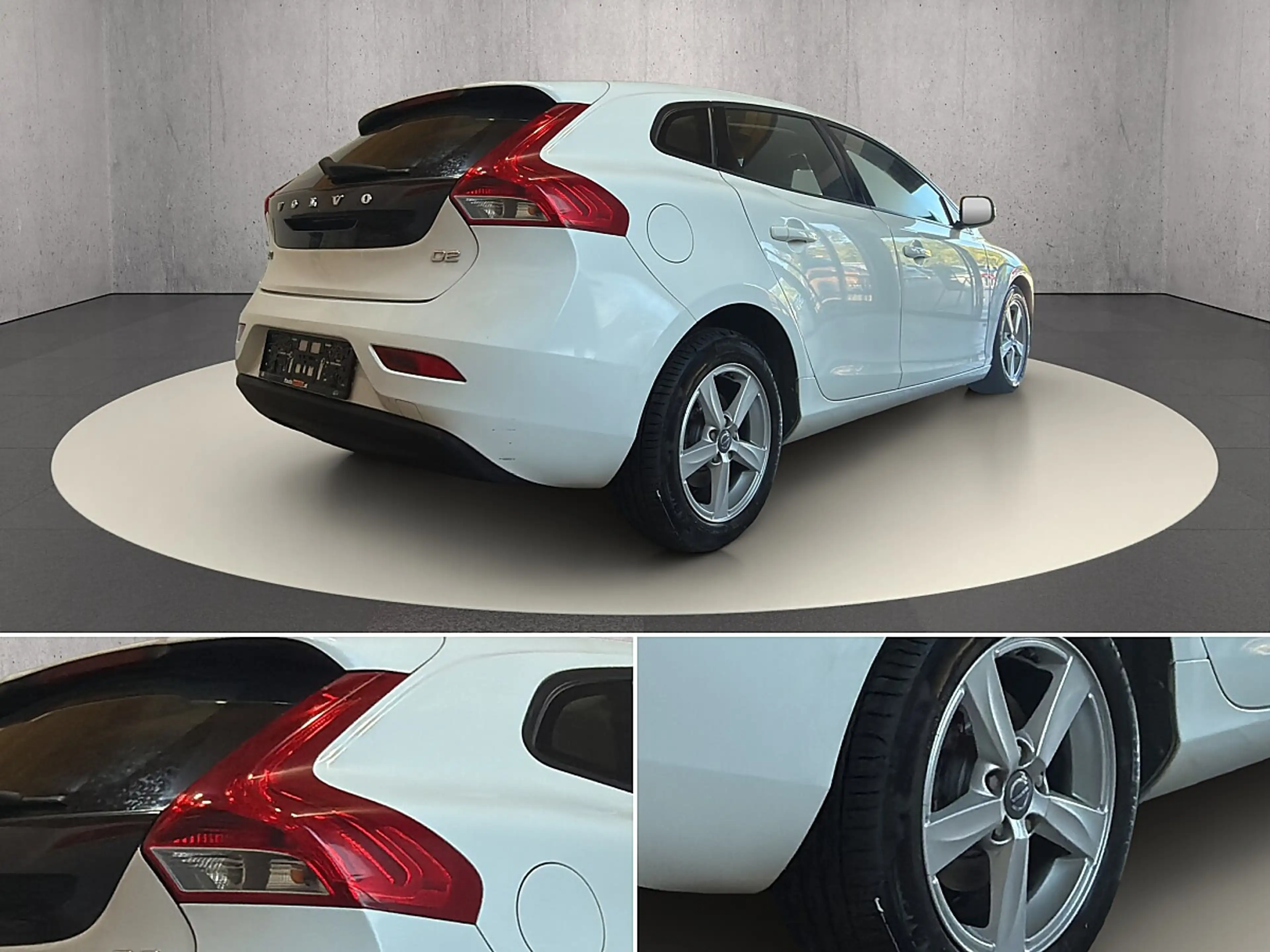 Volvo V40 Kinetic D2 — photo 12