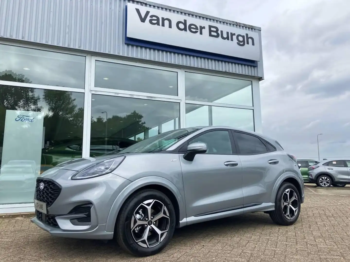 Ford Puma ST-Line 1.0 EcoBoost Hybrid 125pk automaat Full Op Gris - 2
