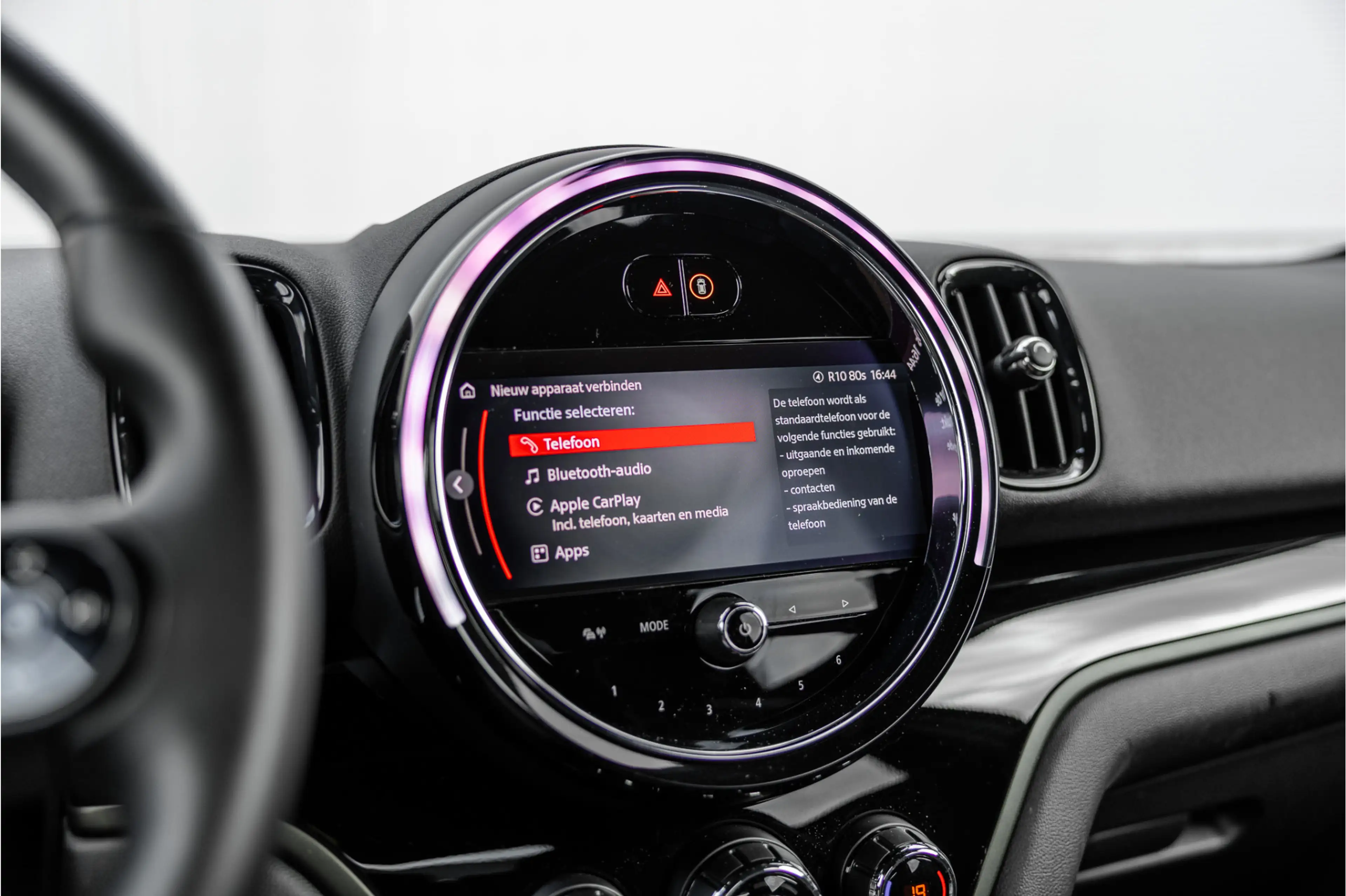 MINI Cooper SE Countryman 1.5 ALL4 Leder / Camera / 18 inch / Carplay — photo 23