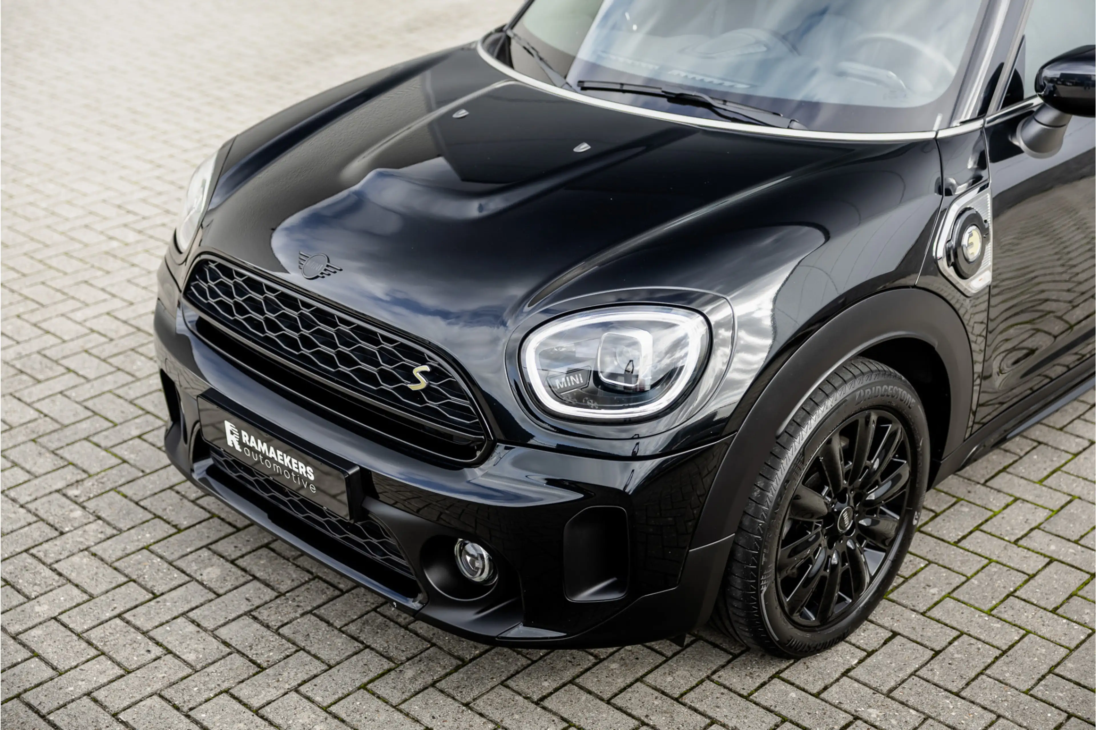 MINI Cooper SE Countryman 1.5 ALL4 Leder / Camera / 18 inch / Carplay — photo 31