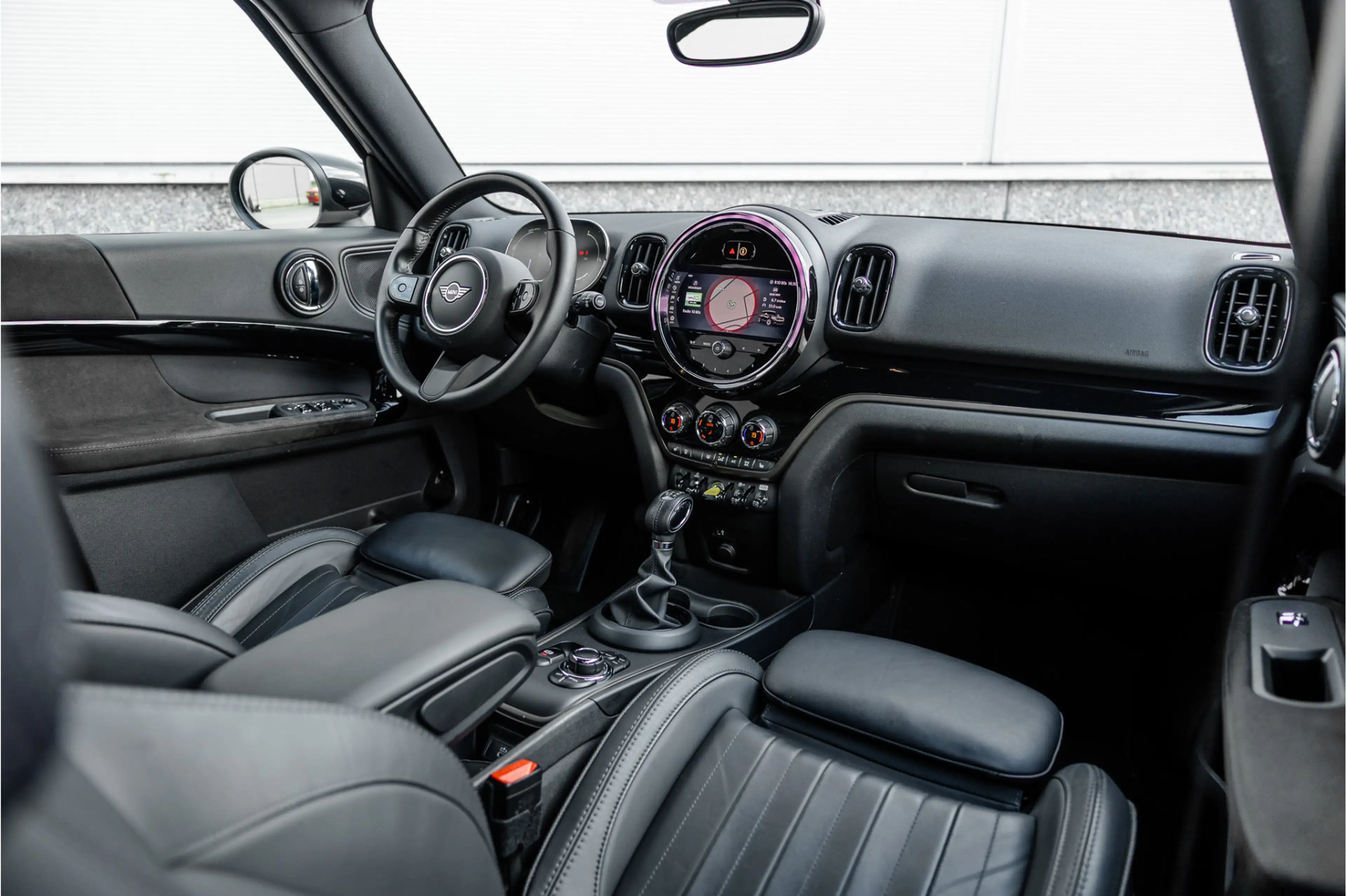 MINI Cooper SE Countryman 1.5 ALL4 Leder / Camera / 18 inch / Carplay — photo 43