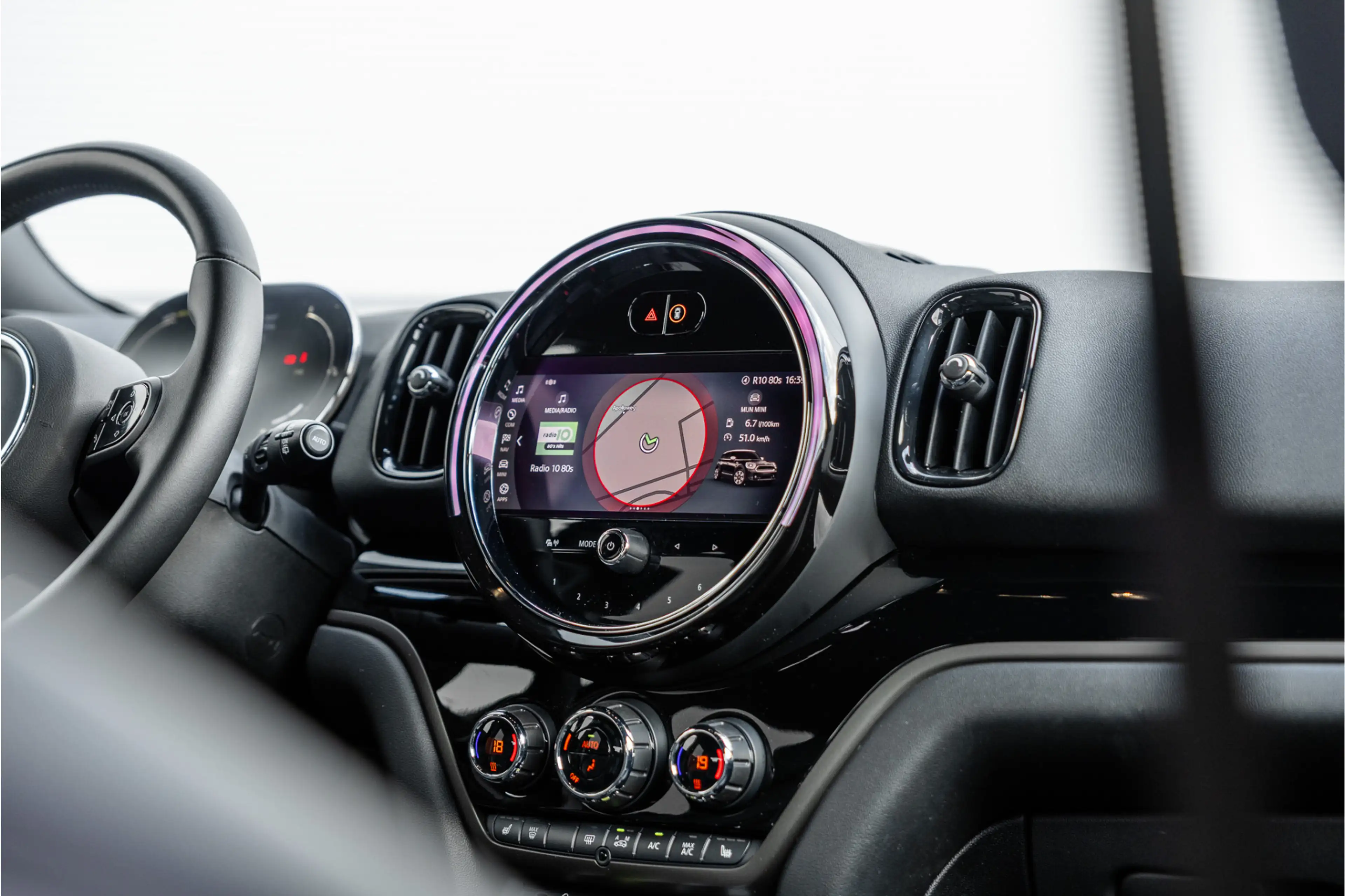 MINI Cooper SE Countryman 1.5 ALL4 Leder / Camera / 18 inch / Carplay — photo 12