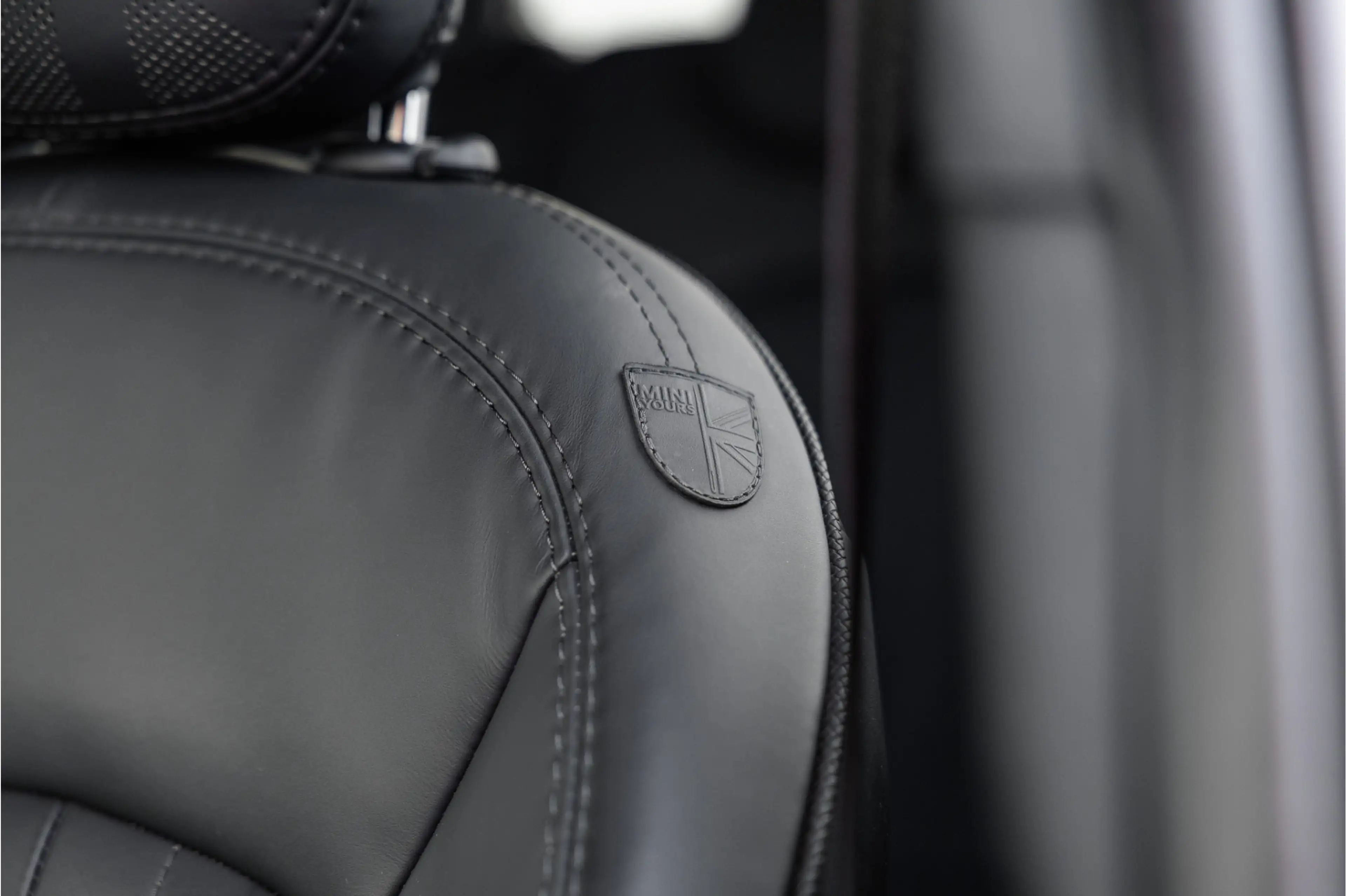 MINI Cooper SE Countryman 1.5 ALL4 Leder / Camera / 18 inch / Carplay — photo 28