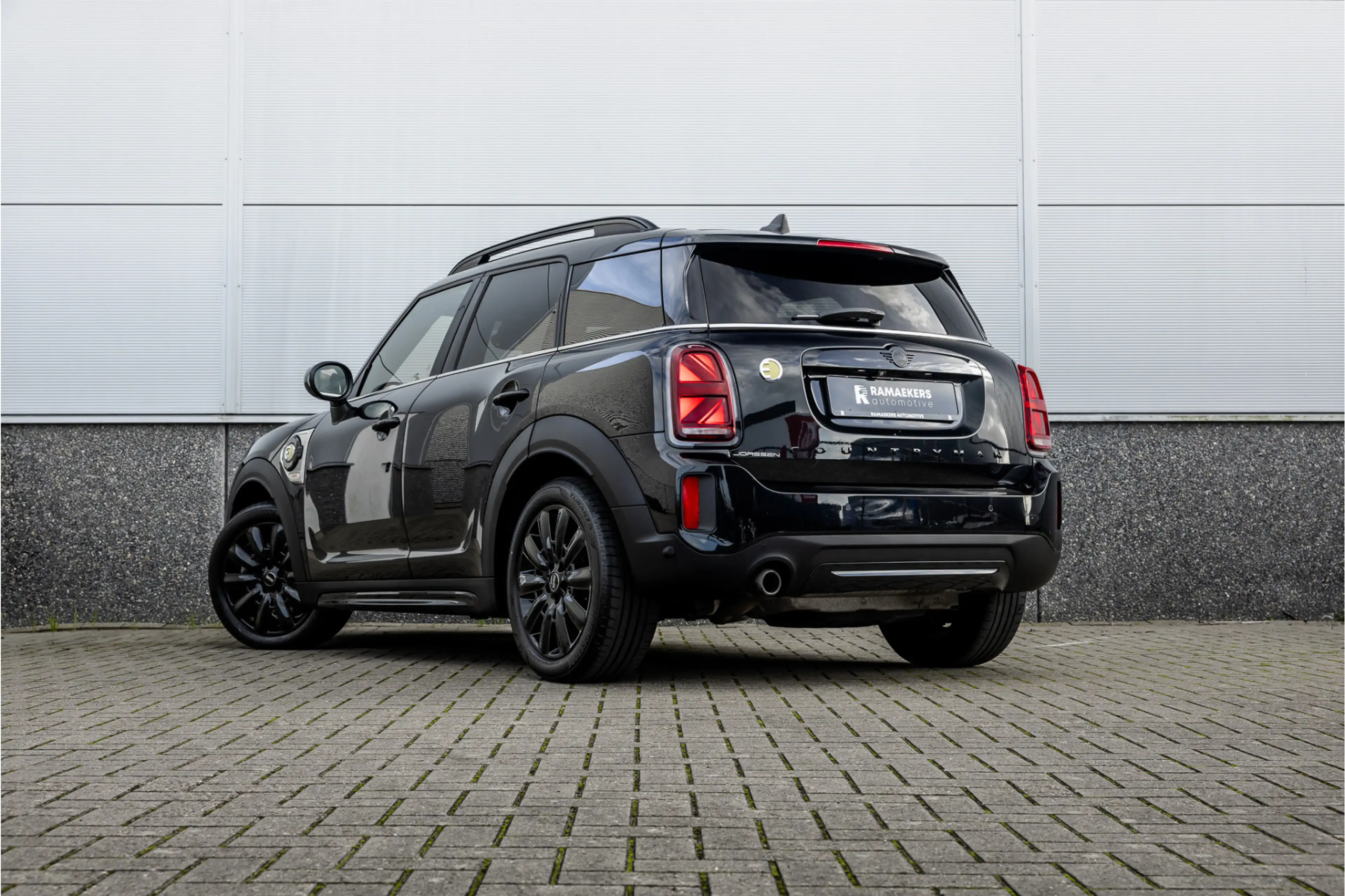 MINI Cooper SE Countryman 1.5 ALL4 Leder / Camera / 18 inch / Carplay — photo 11