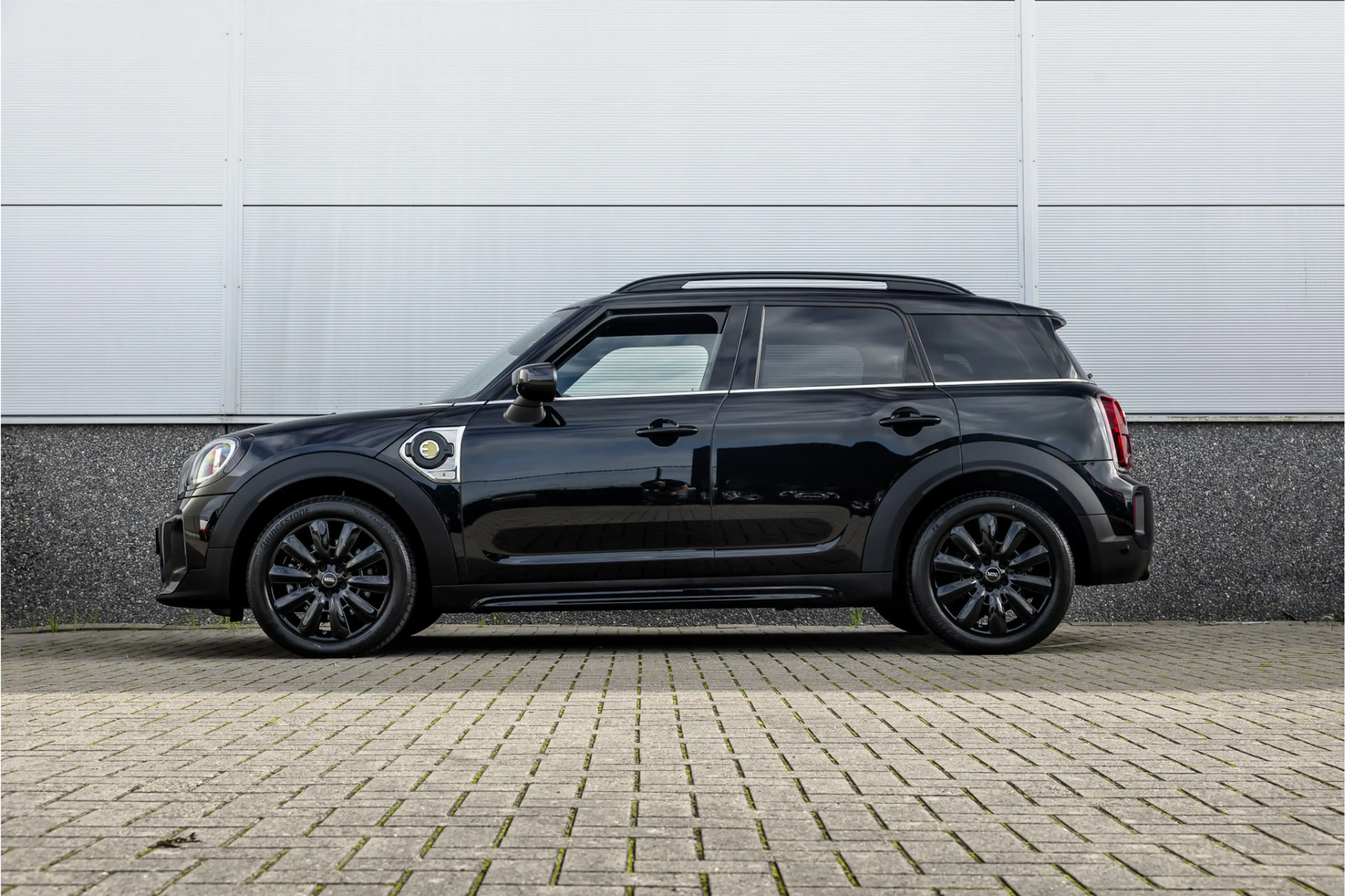 MINI Cooper SE Countryman 1.5 ALL4 Leder / Camera / 18 inch / Carplay — photo 4