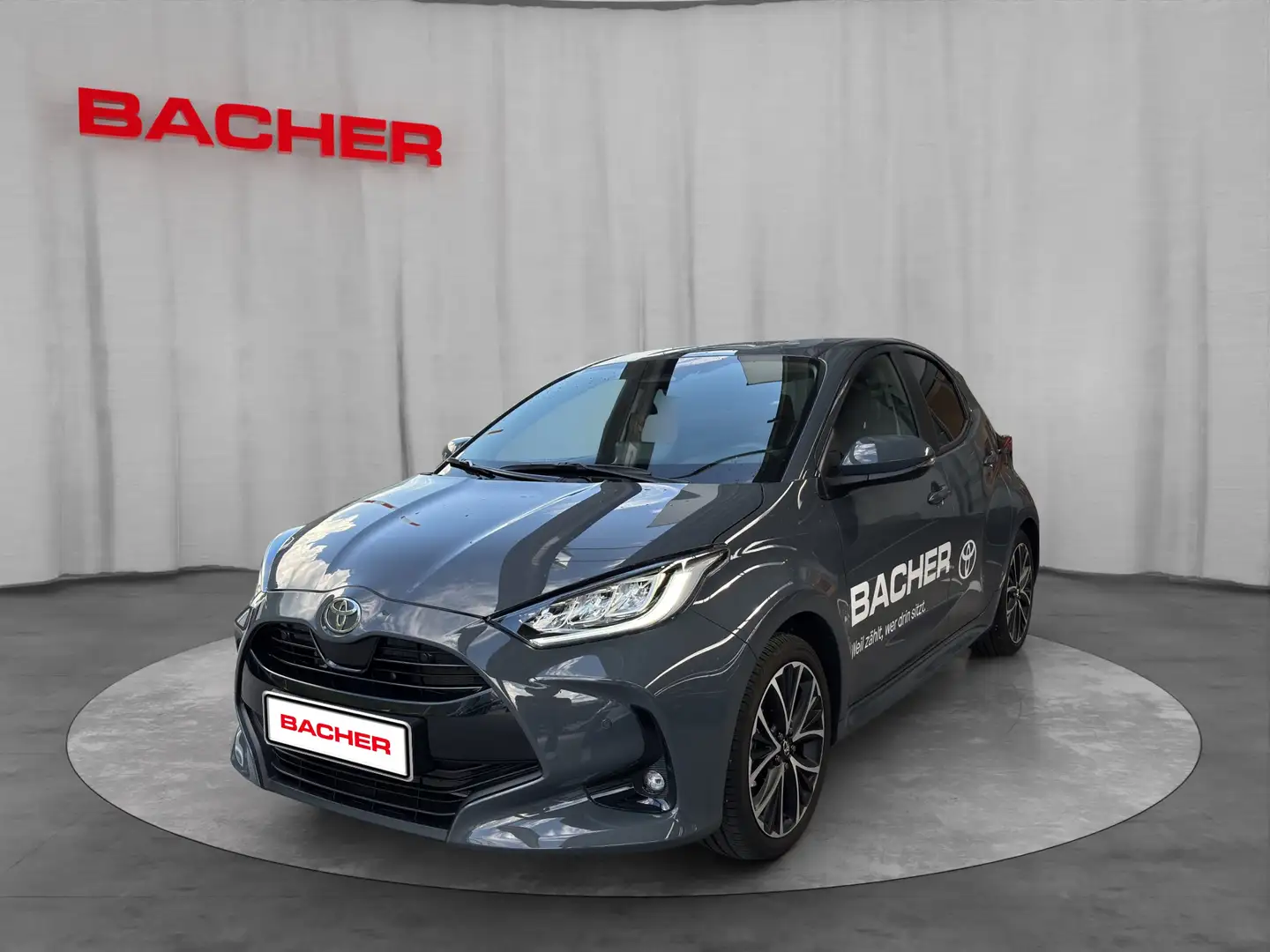 Toyota Yaris Yaris - 1,5 l Teamplayer Hybrid Grau - 1