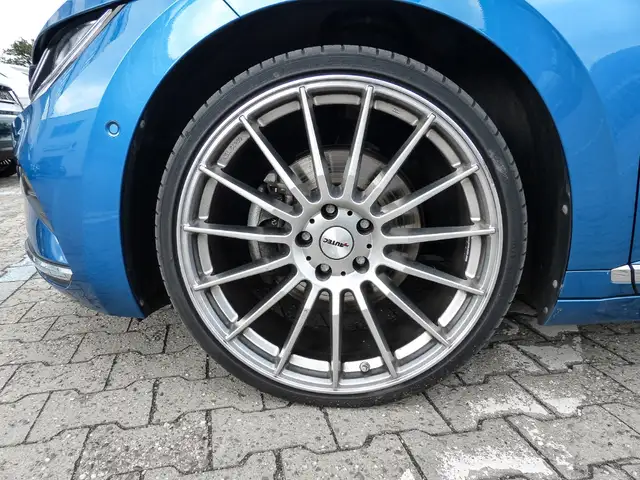 Volkswagen Arteon view 3