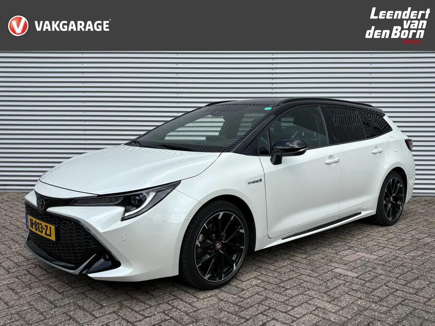 Toyota Corolla Touring Sports 2.0 Hybrid Business GR-Sport AUTOMA Wit - 1