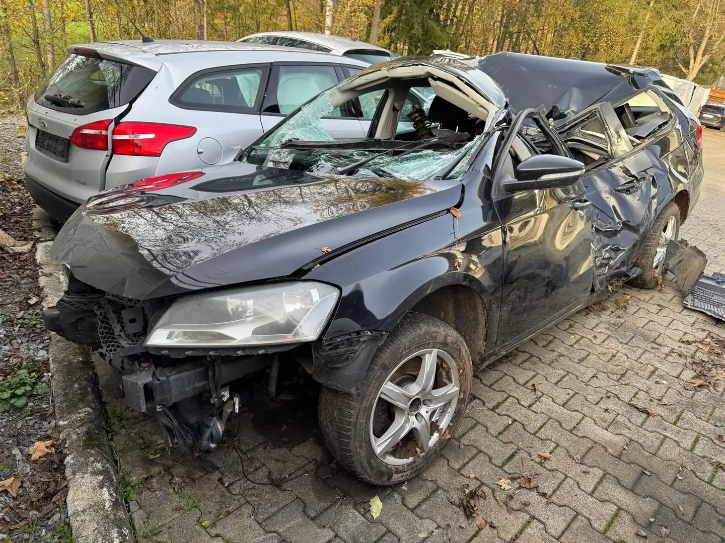 Volkswagen Passat Variant Passat Trendline 2.0 TDI *UNFALL*HÄNDLER*EXPORT* Noir - 2