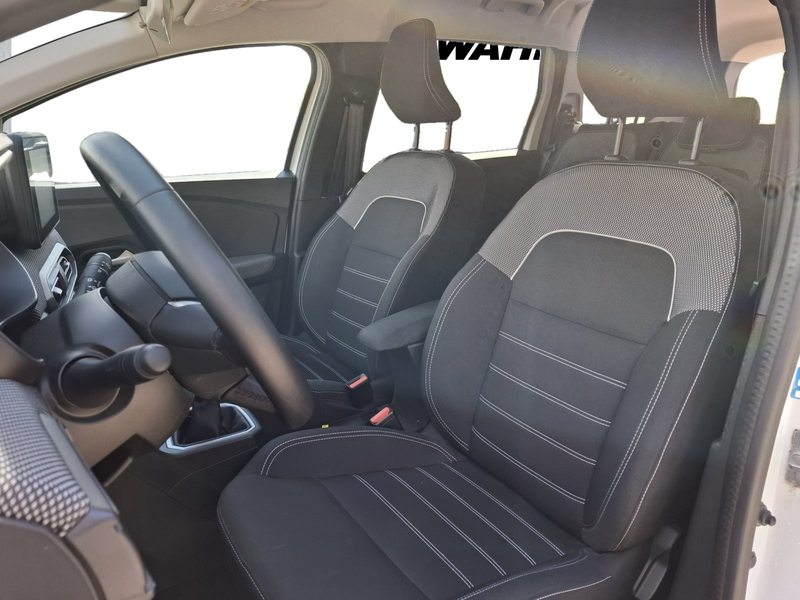 Dacia Jogger TCe 100 ECO-G 1.0 Expression RFK — photo 11