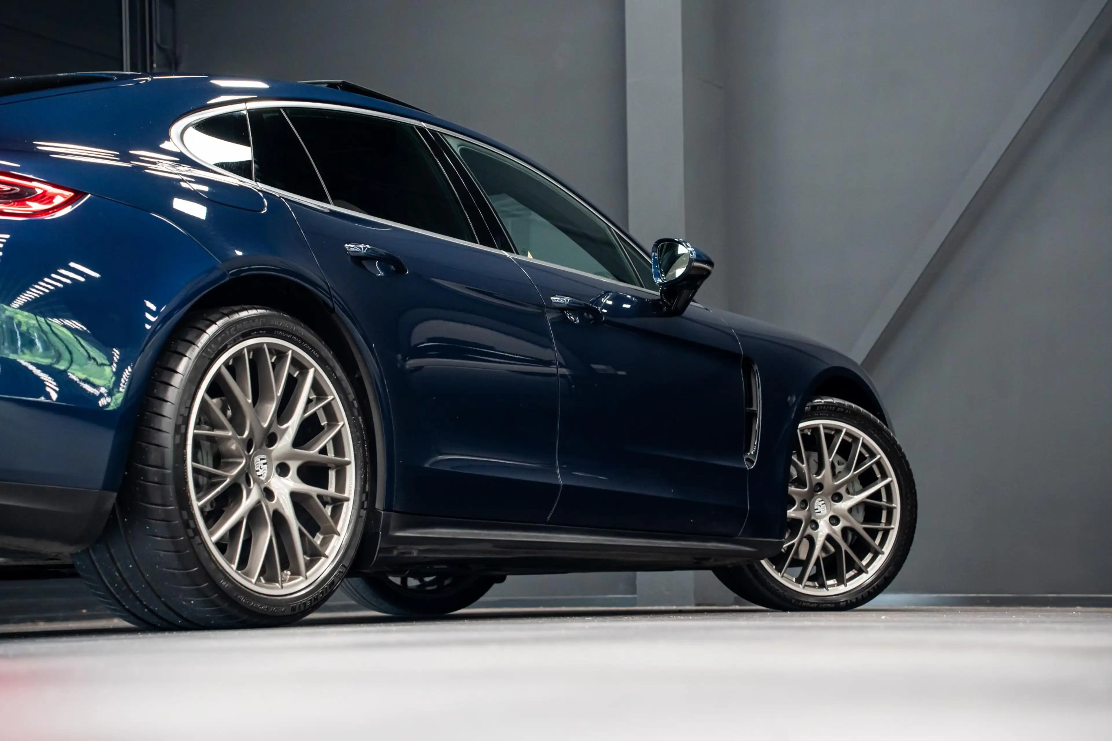 Porsche Panamera 4S 4.0 Diesel V8 *BOSE / Panorama / 18-wegs Stoele — photo 28