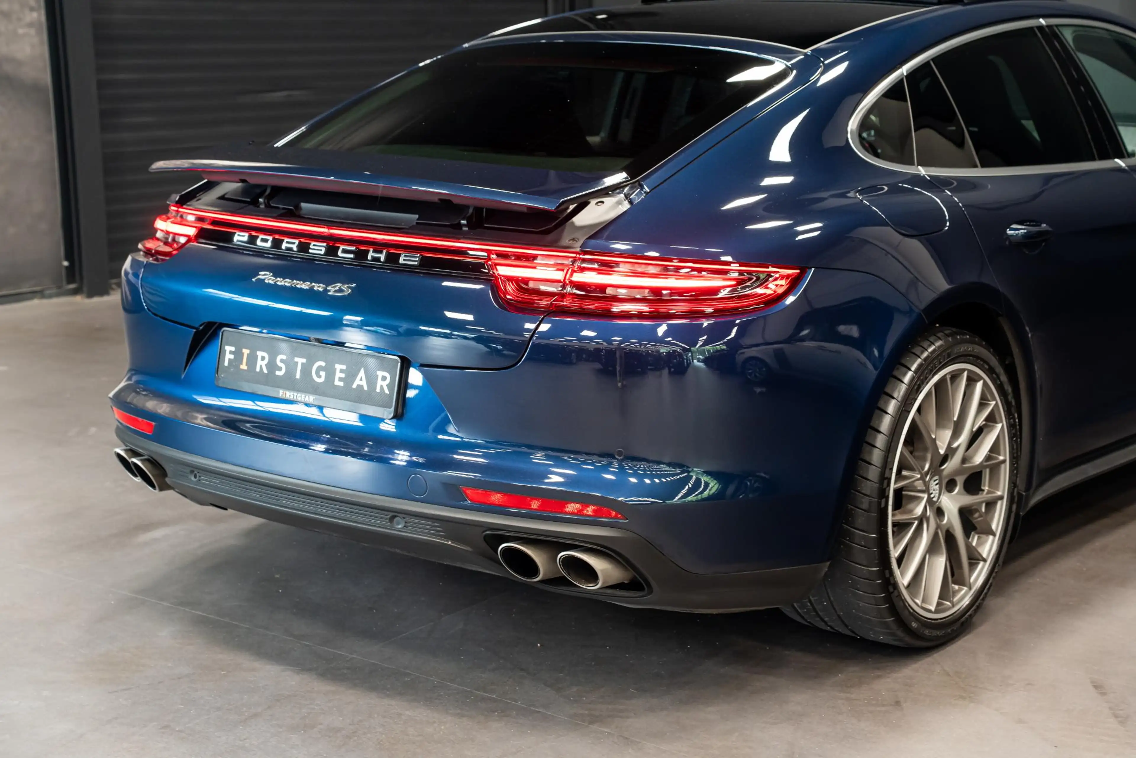 Porsche Panamera 4S 4.0 Diesel V8 *BOSE / Panorama / 18-wegs Stoele — photo 20