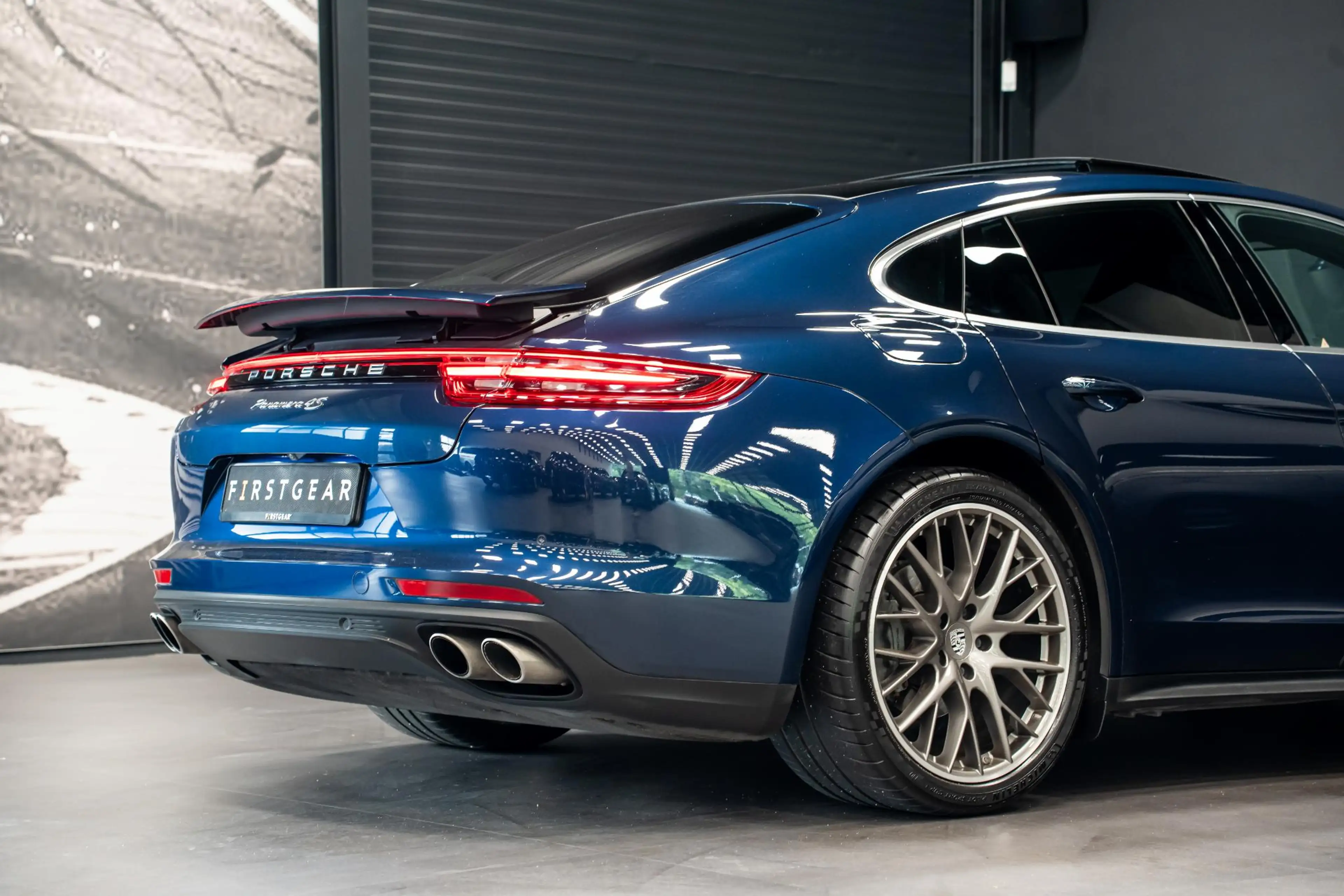 Porsche Panamera 4S 4.0 Diesel V8 *BOSE / Panorama / 18-wegs Stoele — photo 24