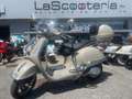 Vespa GTS 300 Beige - thumbnail 2