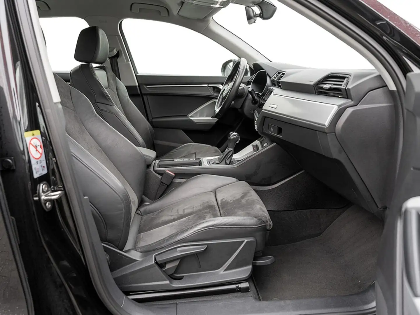 Audi Q3 35 TDI advanced AHK KAM LED SHZ Schwarz - 2