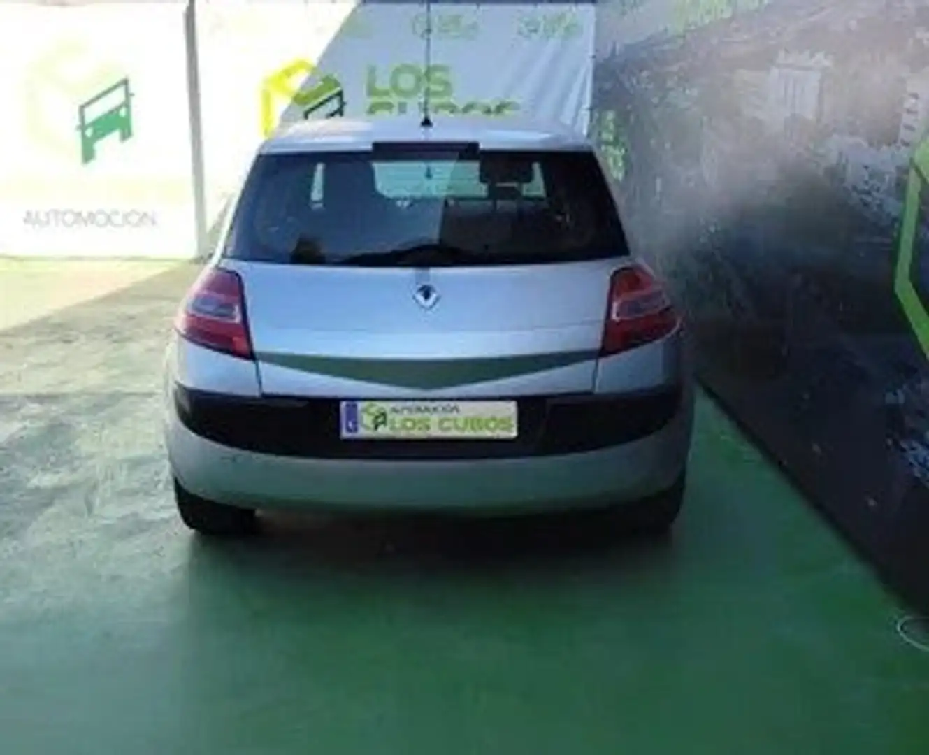 Renault Megane Grand Tour Pack Authentique 1.5dCi85 Grau - 2