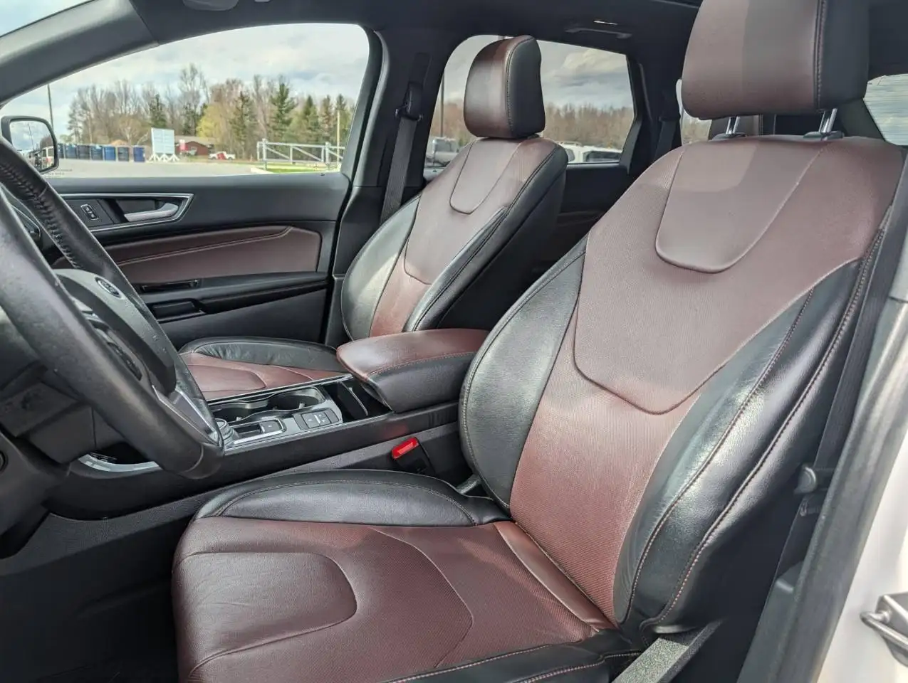 Ford Edge снимка Ford Edge