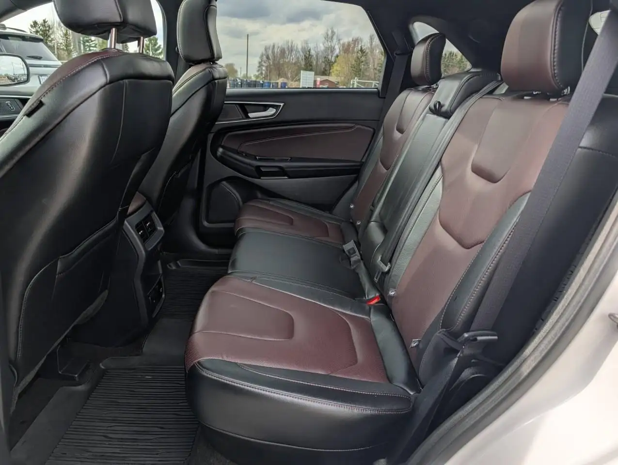 Ford Edge снимка Ford Edge