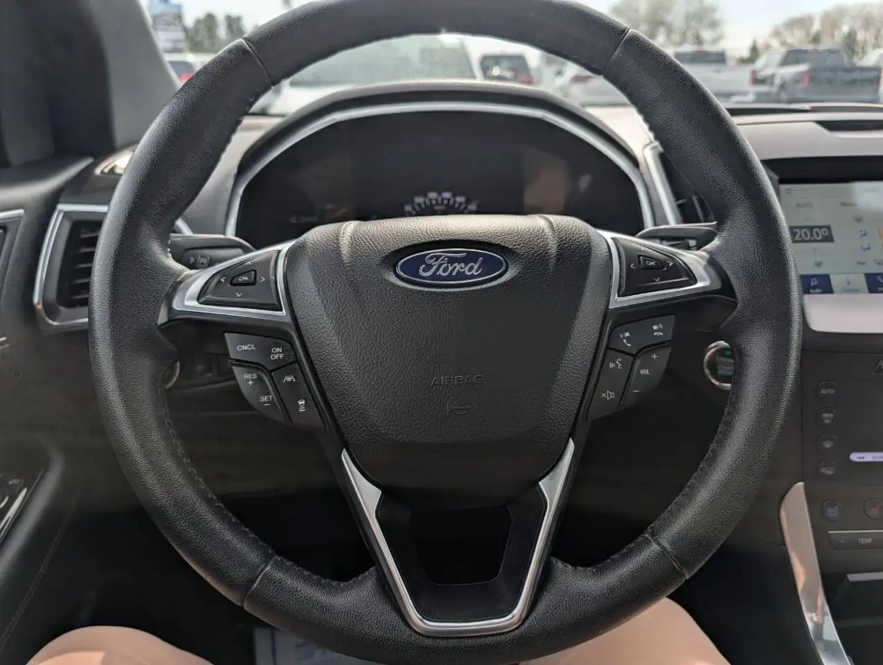 Ford Edge снимка Ford Edge