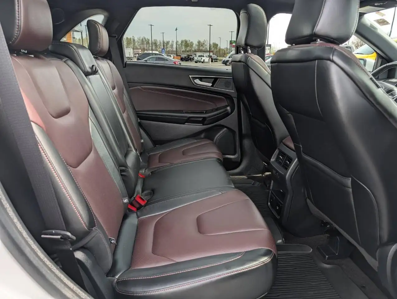 Ford Edge снимка Ford Edge