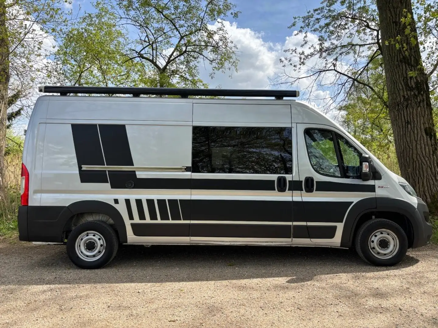 Fiat Ducato L3H2 160 pk camper bus AIRCO CRUISE NAVI EUR6 Zilver - 2