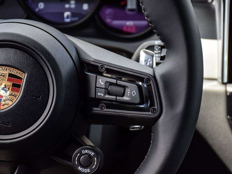 2024 Porsche Macan T Silver thumb 27
