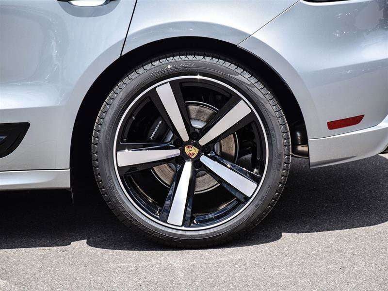 2024 Porsche Macan T Silver thumb 7