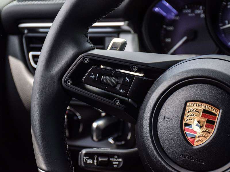 2024 Porsche Macan T Silver thumb 23