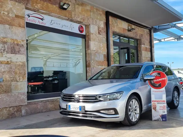 Volkswagen Passat Variant Passat VIII 2019 Variant 2.0 tdi Business 122cv dsg