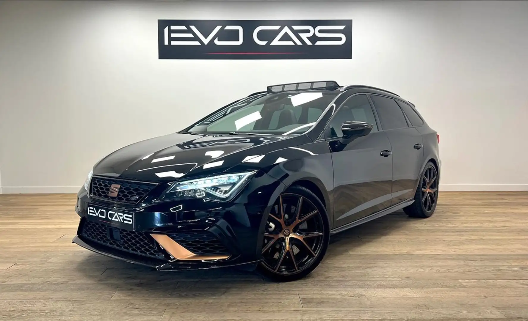 SEAT Leon Cupra ST R 2.0 300 ch DSG7 Pack Carbone / DCC / ACC / Beats / Keyless / Caméra / TO PANO Negro - 1