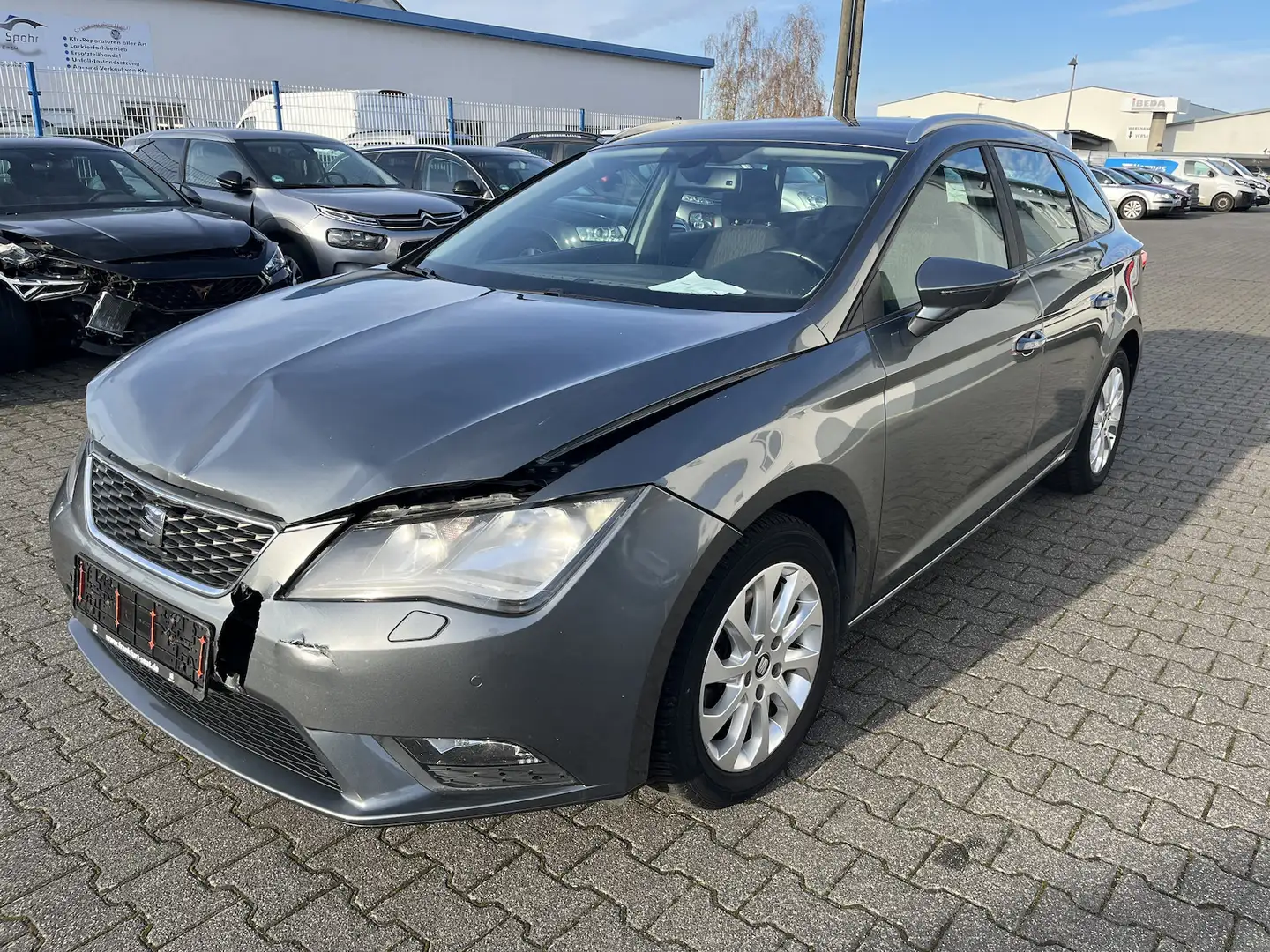 SEAT Leon ST Style 2.0 Diesel, Navi, Alu, PDC Grigio - 1