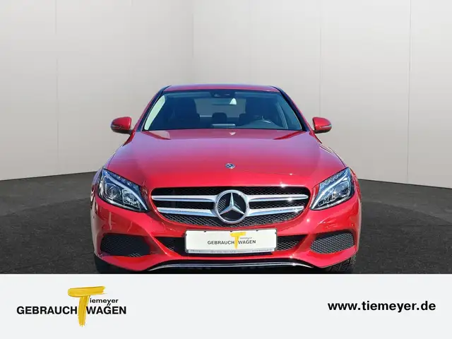 Mercedes-Benz C view 2