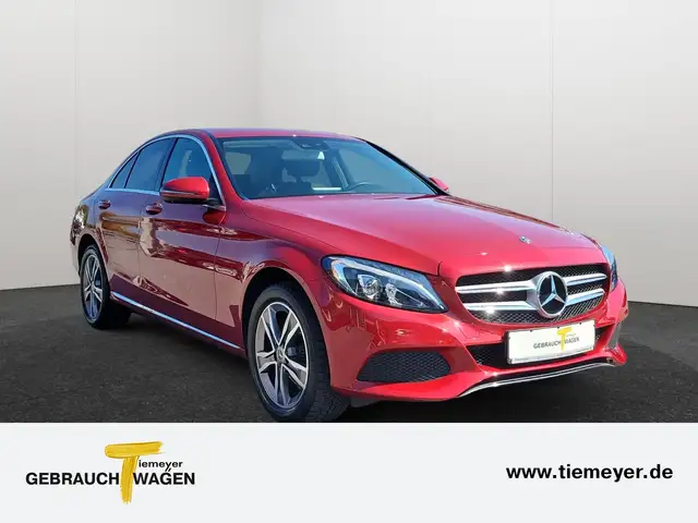 Mercedes-Benz C view 3