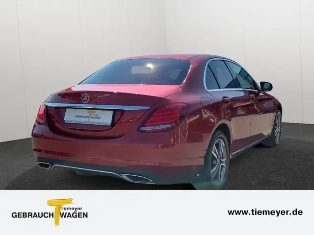 Mercedes-Benz C view 5
