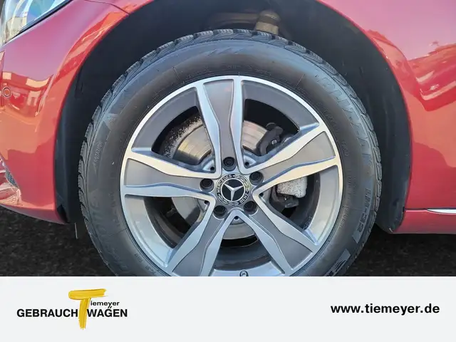 Mercedes-Benz C view 9