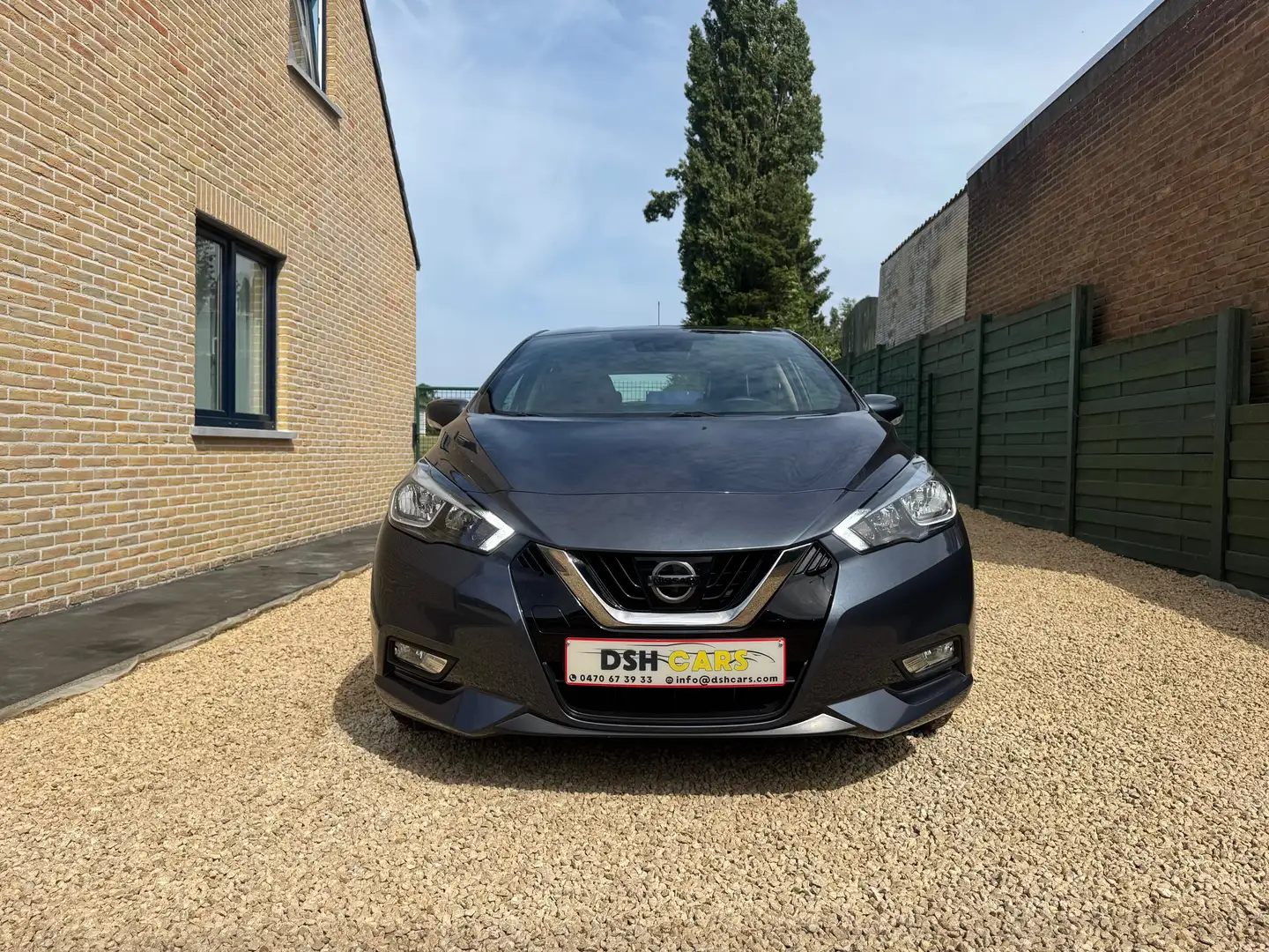 Nissan Micra 0.9 IG-T Bose Grijs - 2