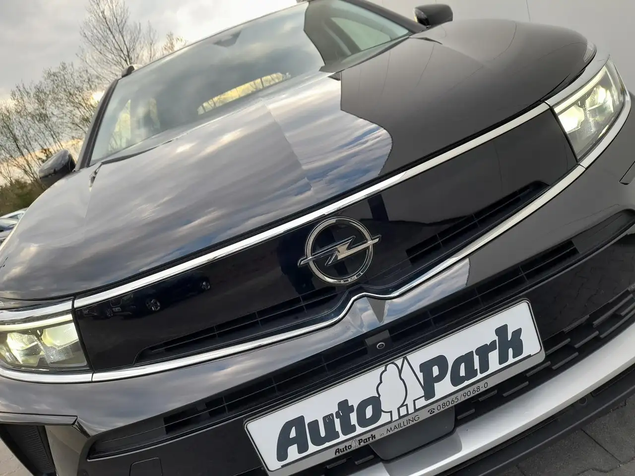 Opel Grandland Ultimate NAV~SHZ~APP~RFK~LED~2xPDC~AHK 13