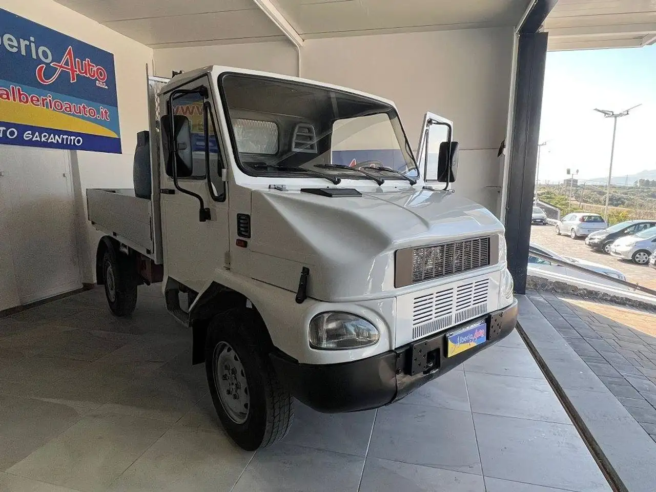 2WD CASSONE FISSO CON GRUPPO DI LAVAGGIO + IVA, foto 3