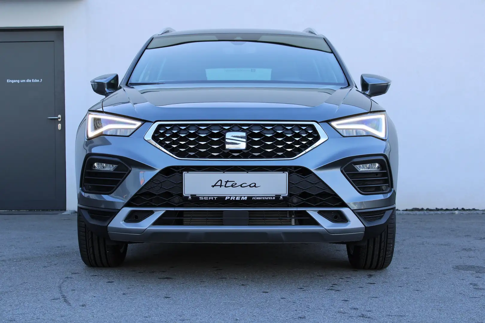 SEAT Ateca Xperience 2.0 TDI mit perfekter Mehrausstattung! Grijs - 1