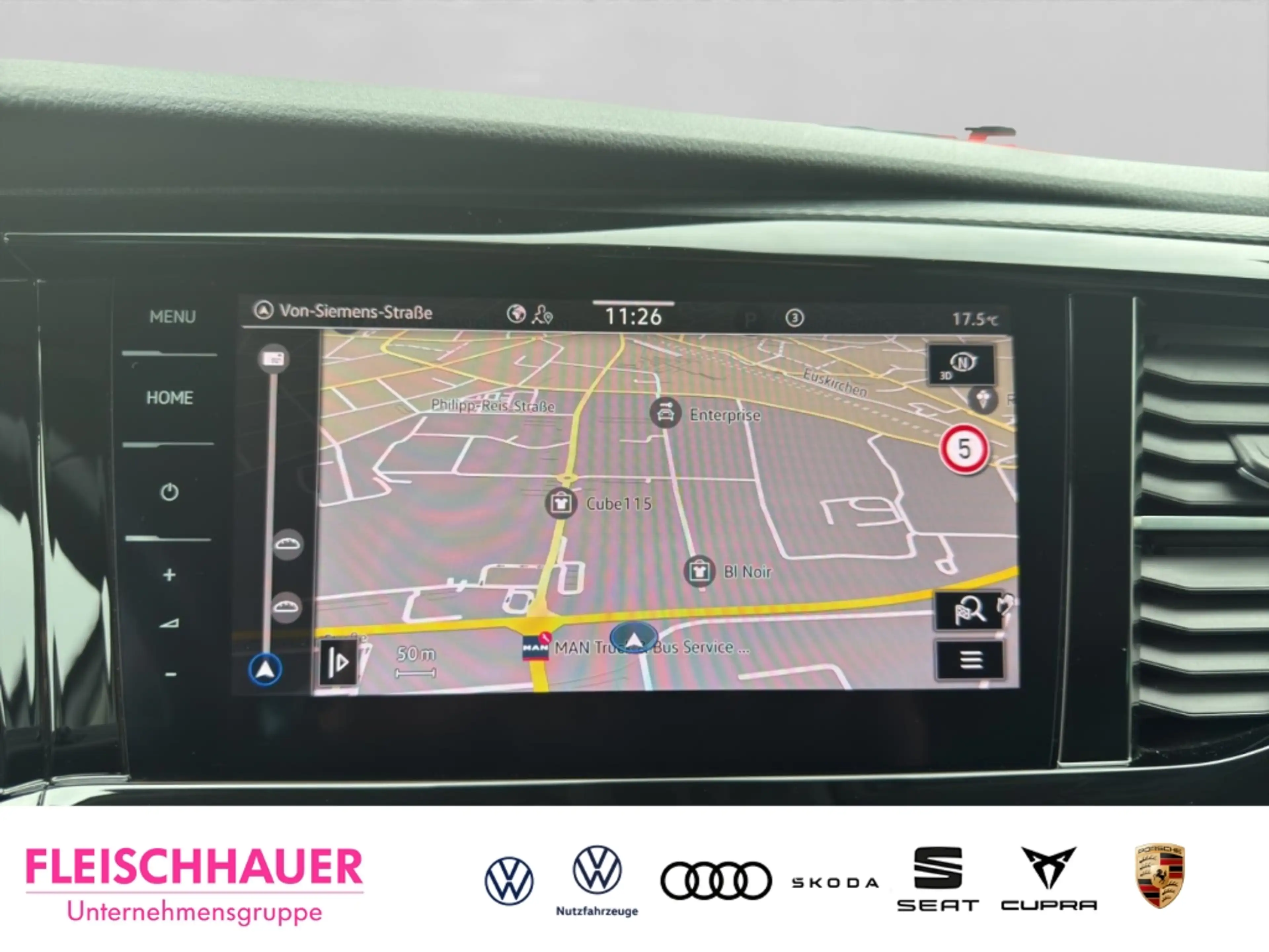 Volkswagen T6.1 Multivan 2,0 TDI Generation Six AHK+RK+LED+CarPlay+Navi+ACC — photo 14