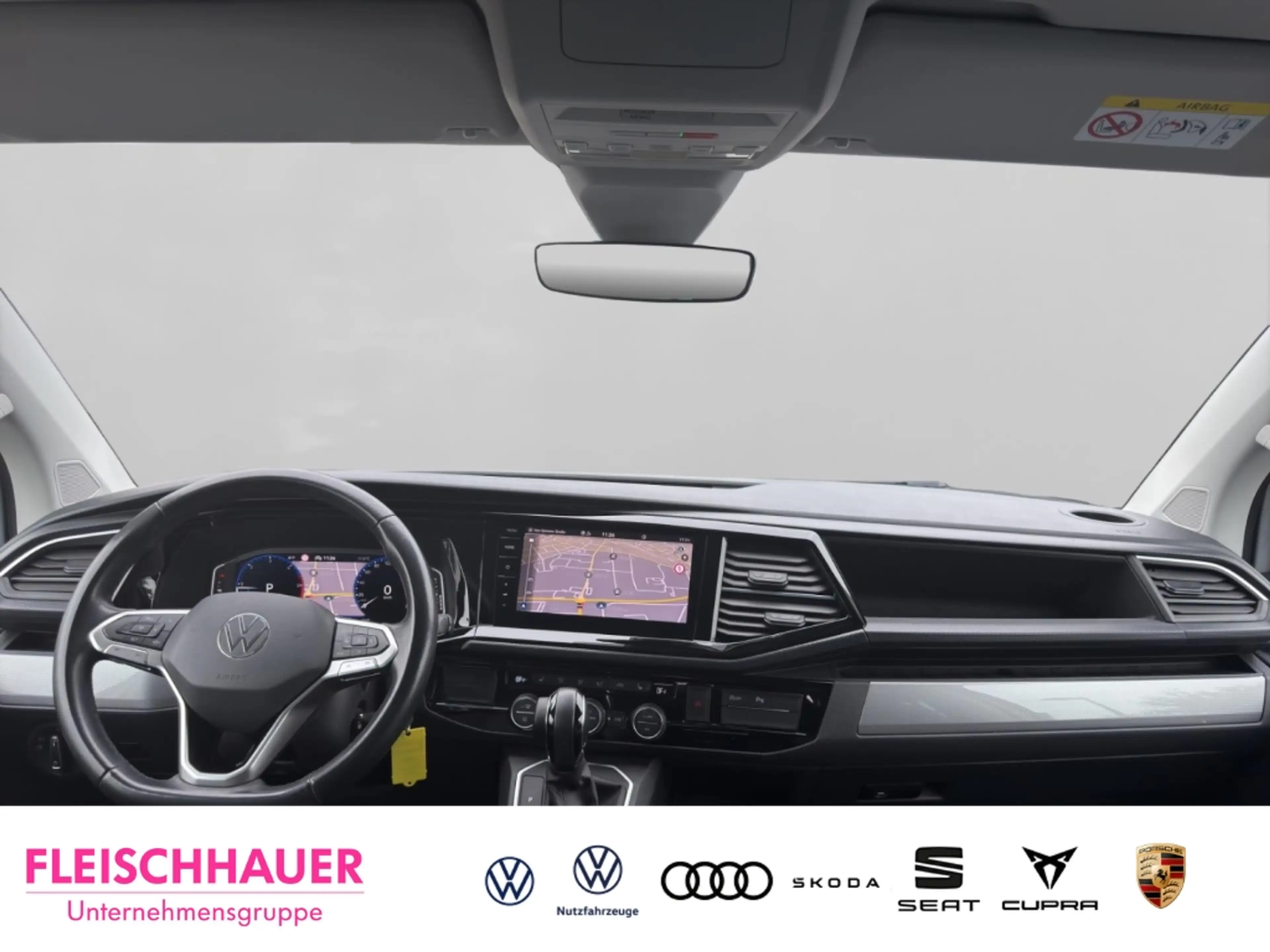 Volkswagen T6.1 Multivan 2,0 TDI Generation Six AHK+RK+LED+CarPlay+Navi+ACC — photo 12