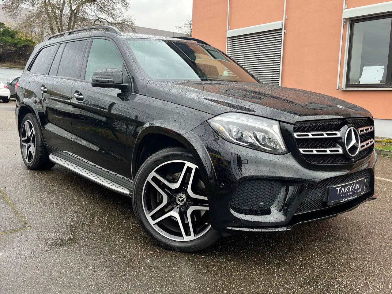 Mercedes-Benz GLS 500