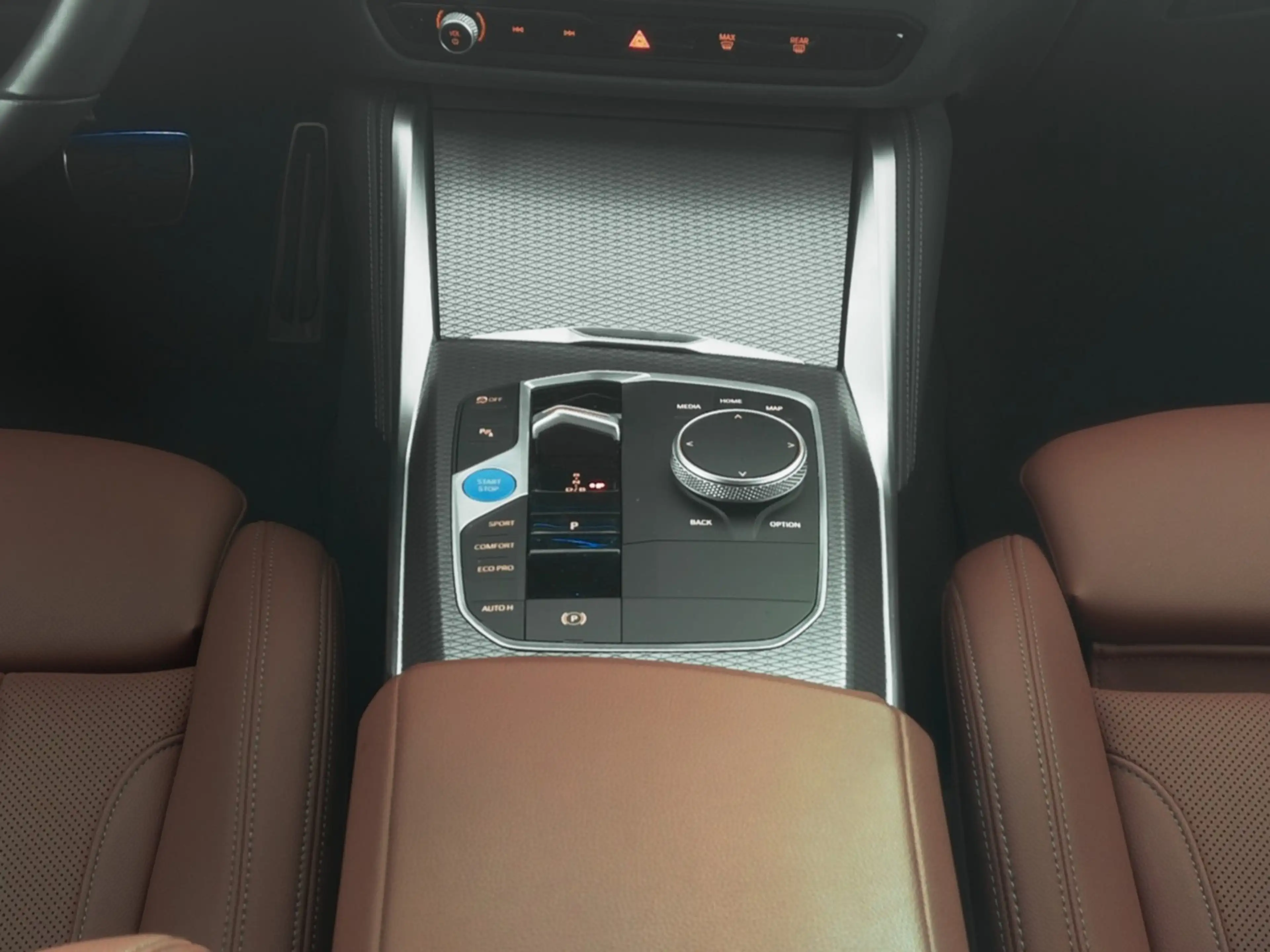 BMW i4 eDrive40 M Sport *SOH 94.3%* LEDER | Full LED | CA — photo 6